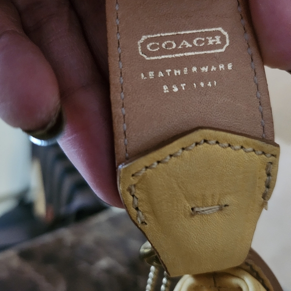 Coach Millbrook Demi Yellow Leather Shoulder Bag NWOT - Picture 16 of 16